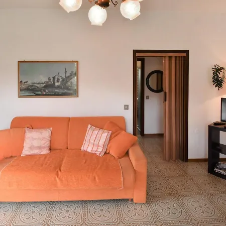 Laura By Interhome